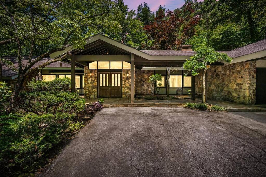 Bourbon Hollow Lodge With Hot Tub And Pool Plus Game Room Only 5 Min To Downtown Gatlinburg Dış mekan fotoğraf