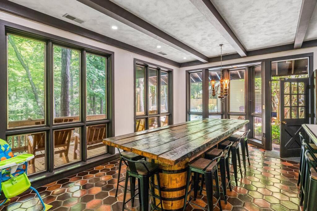 Bourbon Hollow Lodge With Hot Tub And Pool Plus Game Room Only 5 Min To Downtown Gatlinburg Dış mekan fotoğraf
