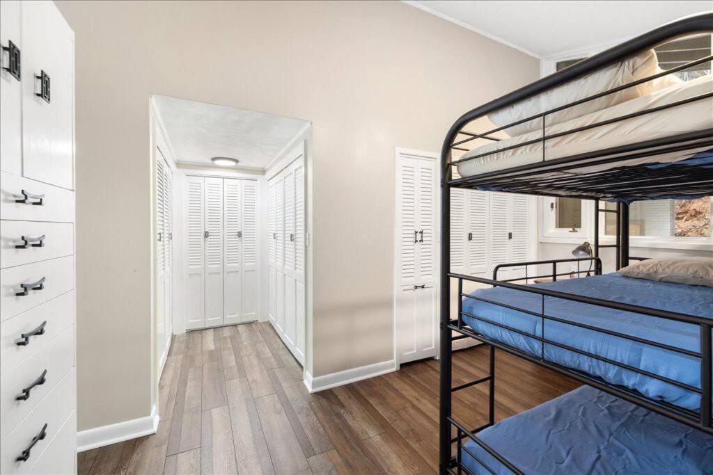 Bourbon Hollow Lodge With Hot Tub And Pool Plus Game Room Only 5 Min To Downtown Gatlinburg Dış mekan fotoğraf