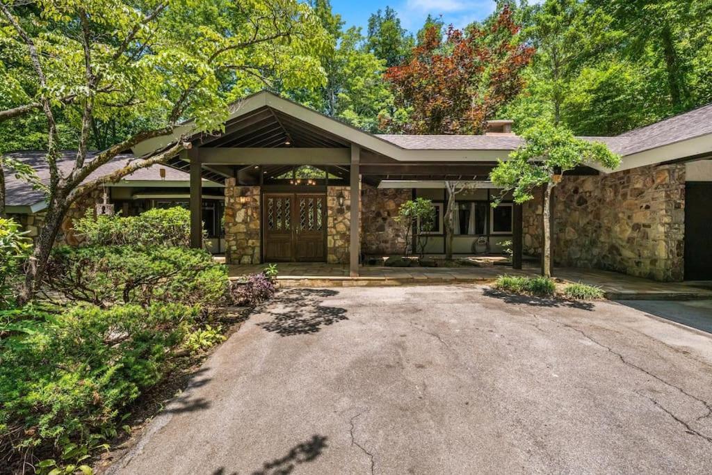 Bourbon Hollow Lodge With Hot Tub And Pool Plus Game Room Only 5 Min To Downtown Gatlinburg Dış mekan fotoğraf
